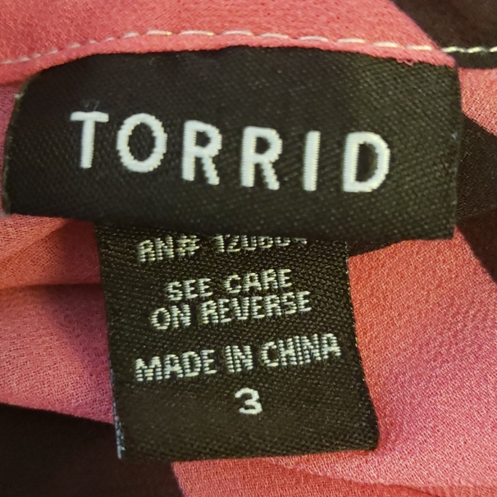 Torrid Top - Picture 4 of 4